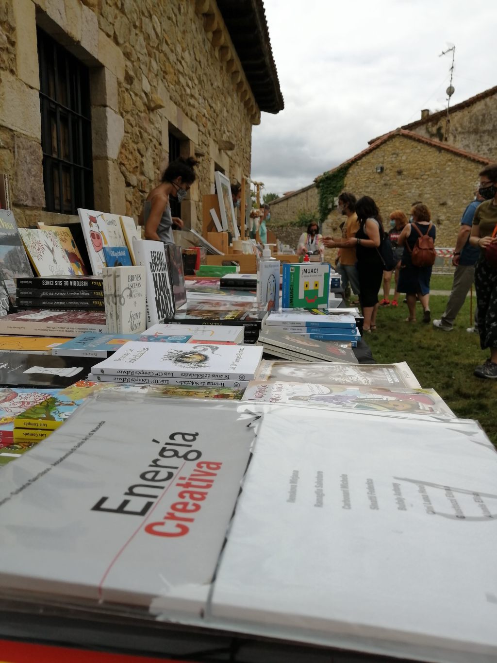 BASES IIIº CERTAMEN MICRO RELATOS “«Libros en&nbsp;movimiento»